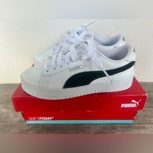 PUMA women’s  White and Black Jada Sneakers